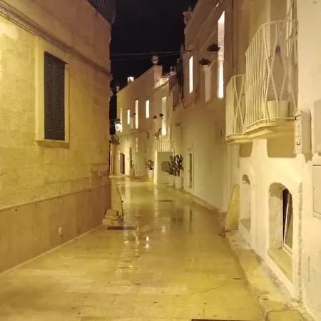 La Casa Del Lampione